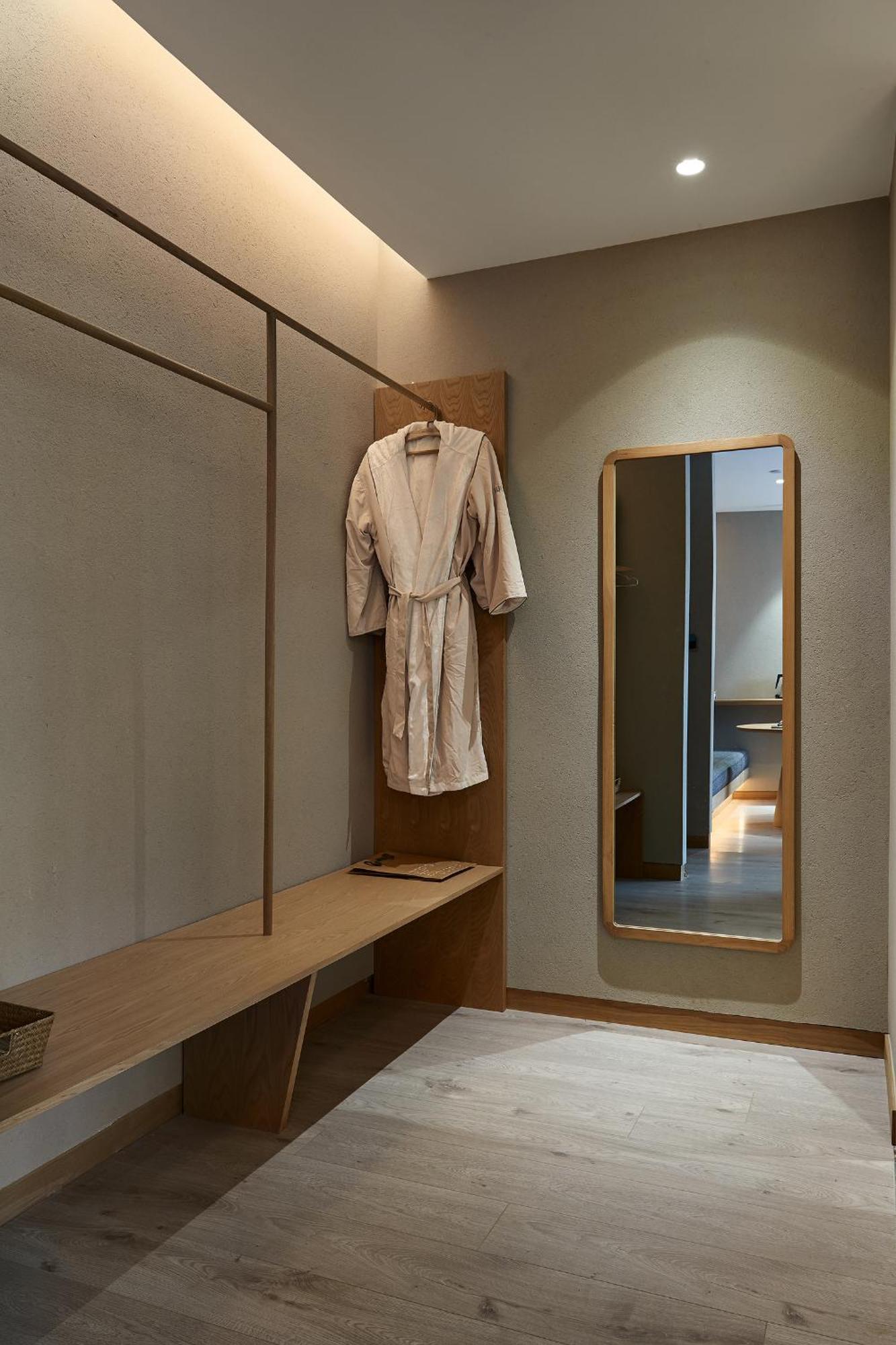 Ebo Hotel Hangzhou Wulin - 5 Mins Drive To The West Lake المظهر الخارجي الصورة