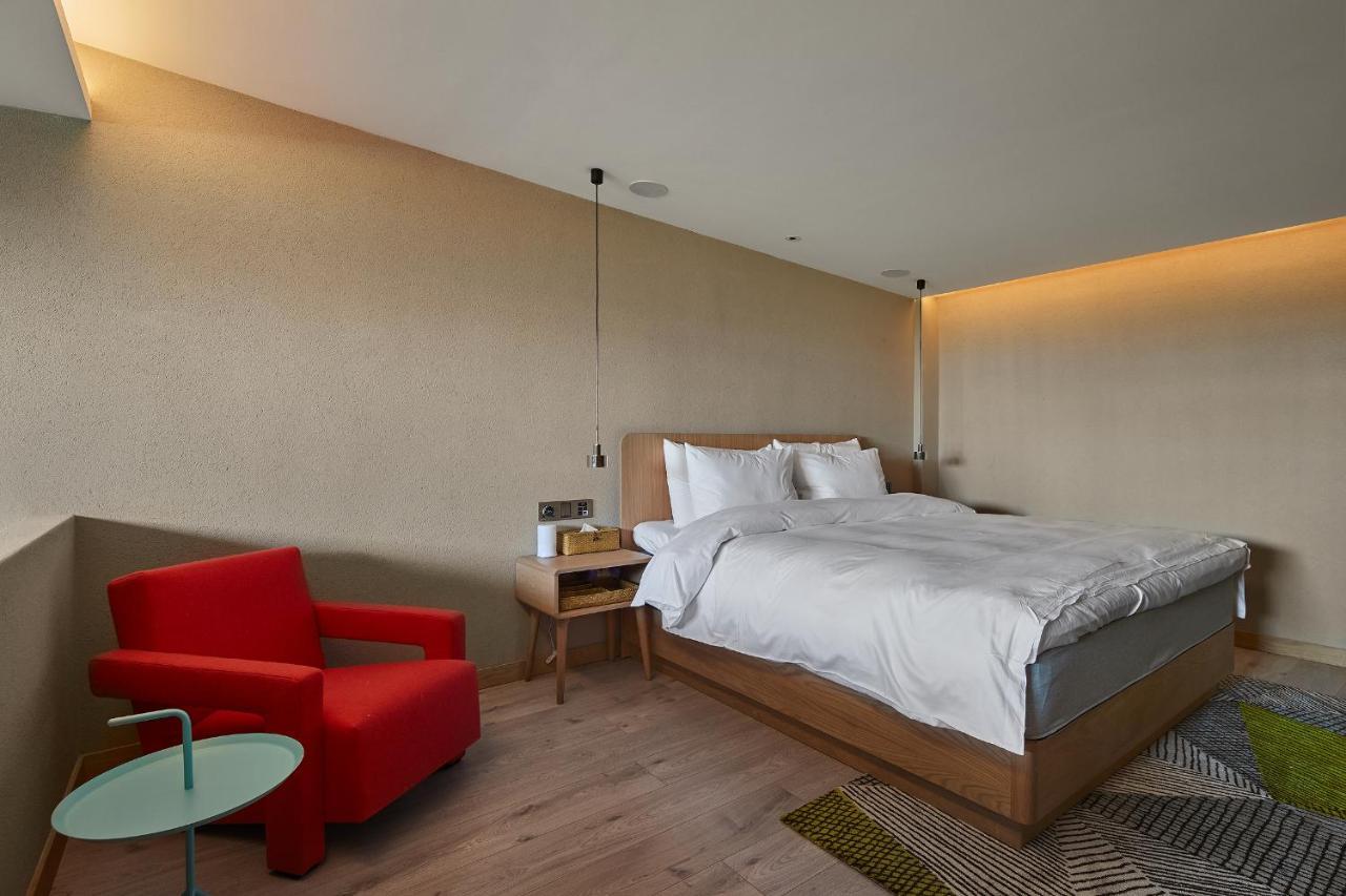 Ebo Hotel Hangzhou Wulin - 5 Mins Drive To The West Lake المظهر الخارجي الصورة